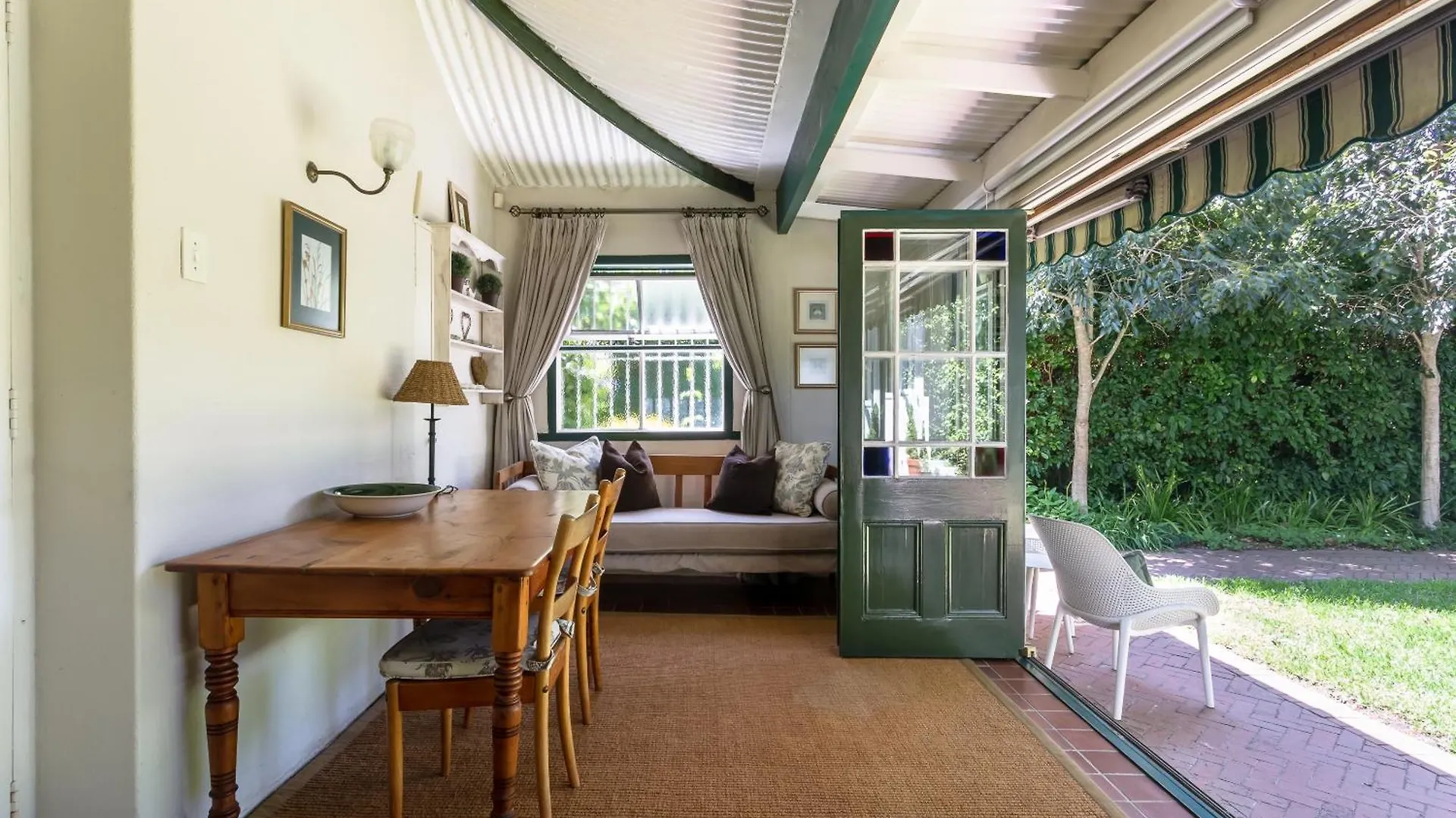 Sandown Lodge Cape Town Oda ve Kahvaltı